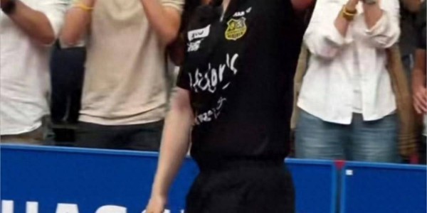 0-2到2-0！樊振东德甲先败后胜，客场两战建功获对手球迷盛赞